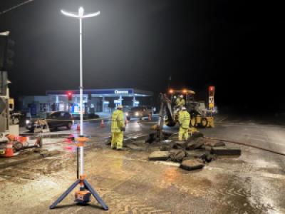 ECOLIGHT EASY TOWER - D: Torre de iluminación 360°