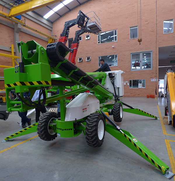 Plataforma Elevadora SD170T: Precisión y estabilidad en cualquier terreno