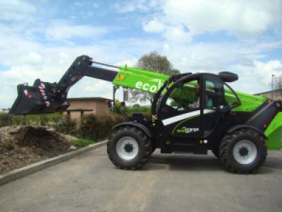 Manipulador Telescópico Industrial 4x4  ecocarga 1070-1071