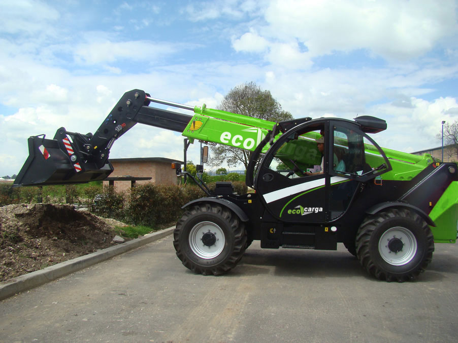 Manipulador Telescópico Industrial 4x4  ecocarga 1070-1071