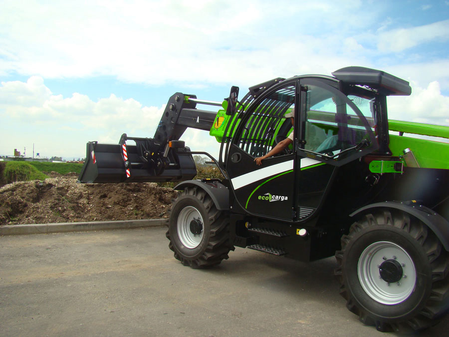 Manipulador Telescópico Industrial 4x4  ecocarga 1070-1071