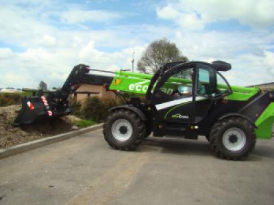 Manipulador Telescópico Industrial 4x4  ecocarga 1070-1071