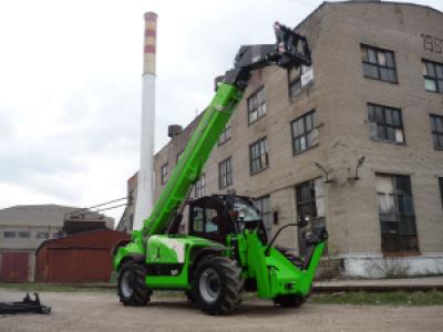 Alquiler Manipulador telescópico Industrial 4x4 Telehandler 1442 ecocarga