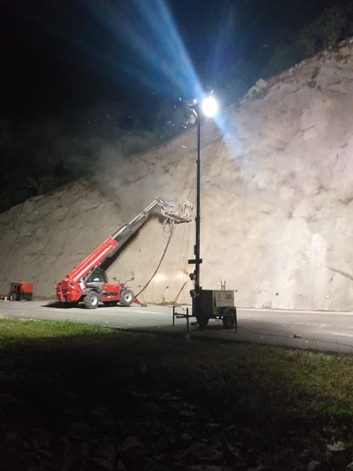 Torre iluminacion EcoPower Light 3060 Magnum