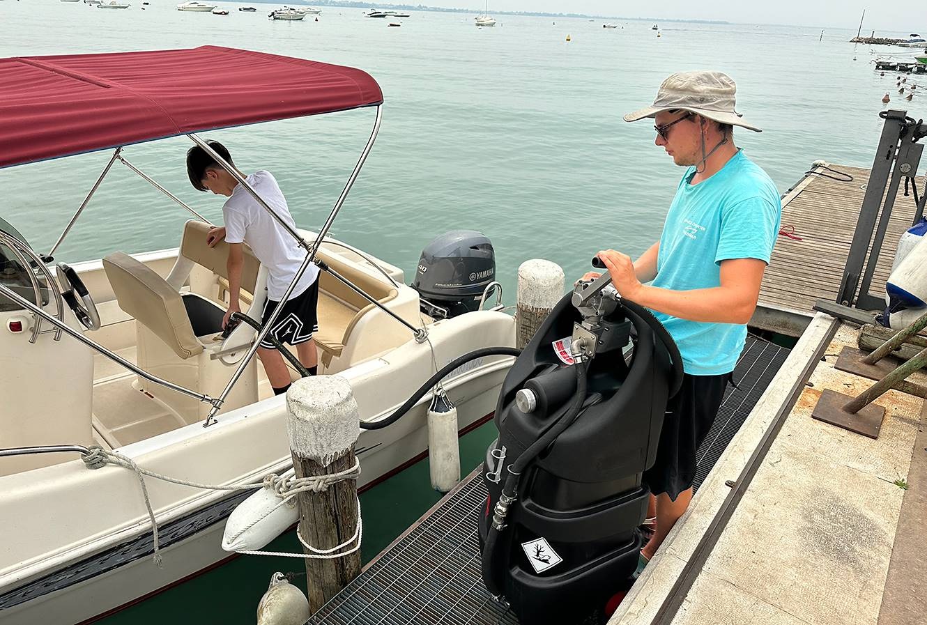 Tanque portátil Ecotanke 110 para gasolina Bomba manual