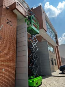 Plataforma Elevadora Miniecolift 680 | Hasta 6.8m de Altura y seguridad