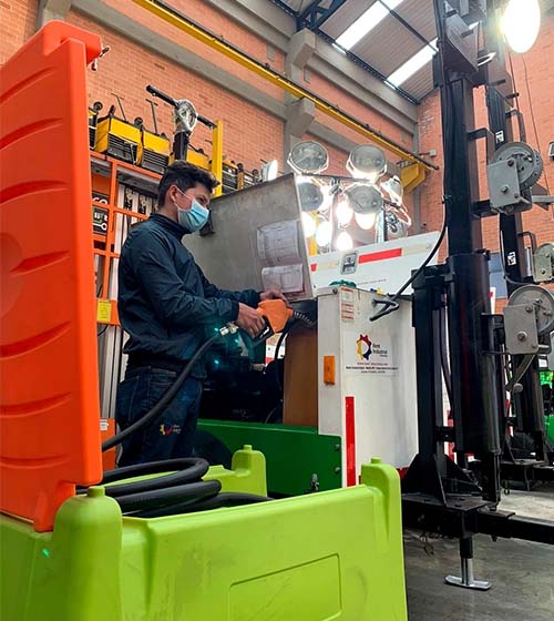 Ecotanke 440 Biodiésel: Tanque Portátil y Resistente para Pick-Ups en Colombia