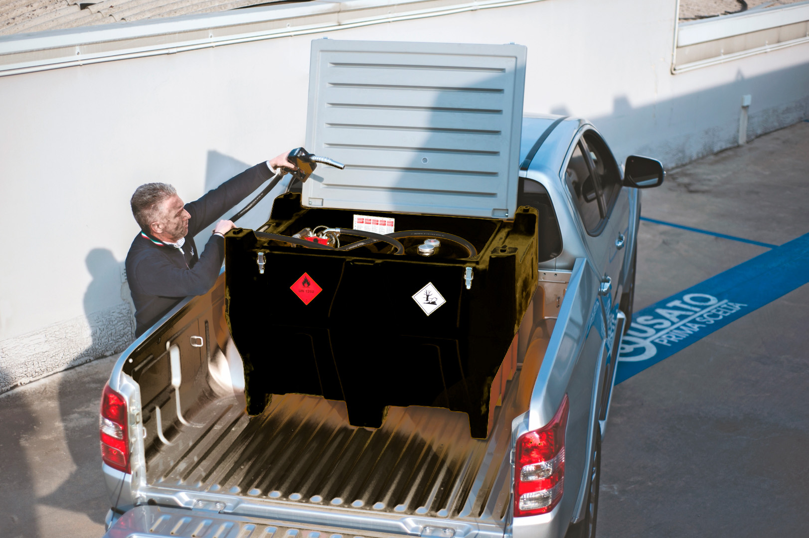 Ecotanke 440 Gasolina: Tanque Portátil y Seguro para Pick-Ups