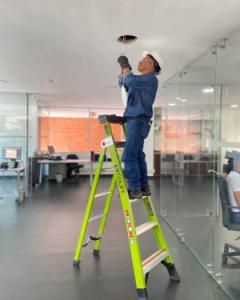 Escaleras Ecolince 3 en 1: Versatilidad y seguridad en un solo diseño