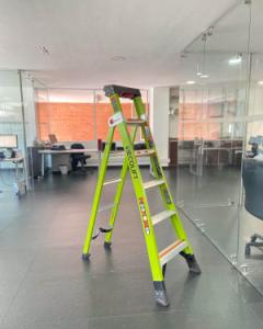 Escaleras Ecolince 3 en 1: Versatilidad y seguridad en un solo diseño
