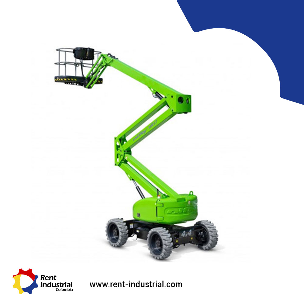 Plataforma Elevadora HR17 4x4:maniobrabilidad todoterreno